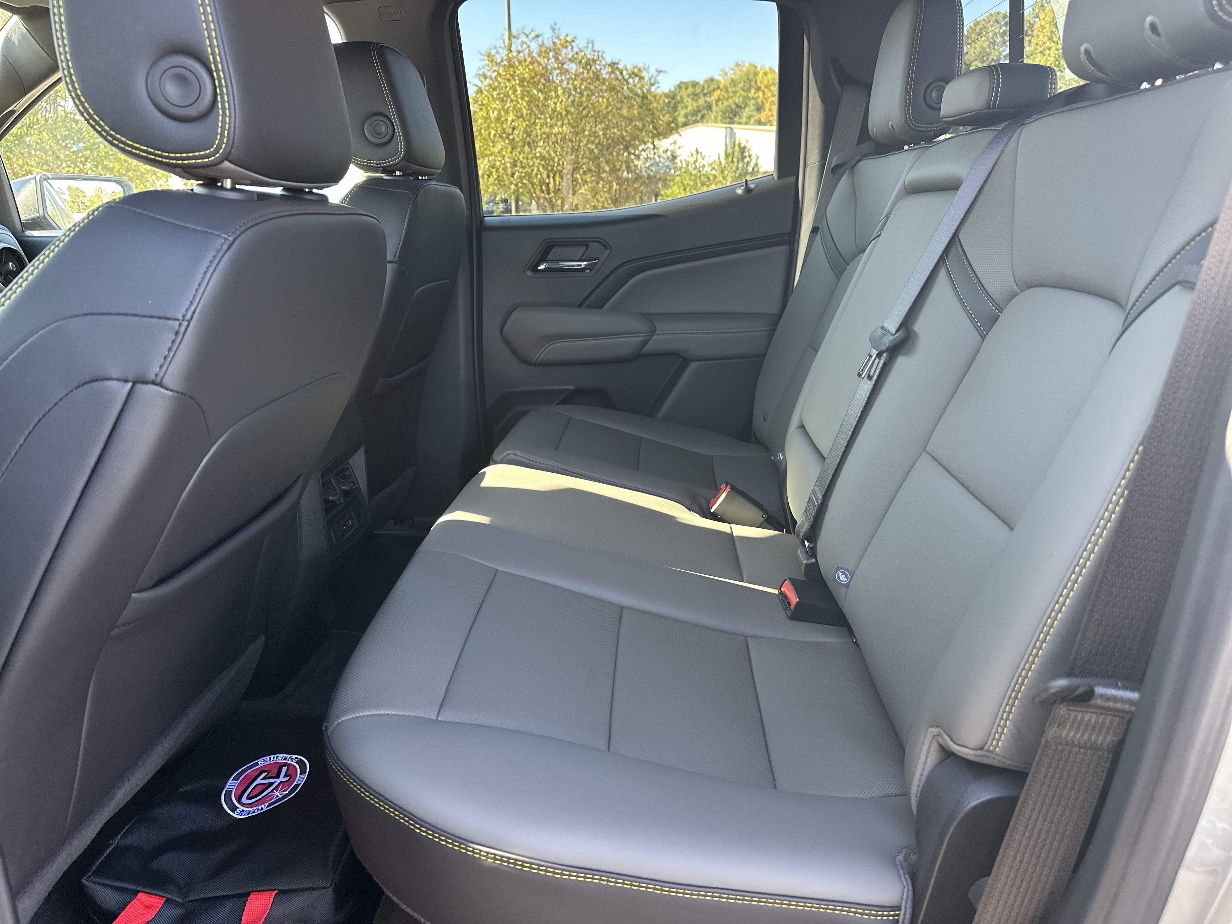 New 2026 Chevrolet Colorado ZR2 AWD/4WD image 22