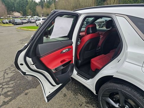 New 2026 Genesis GV70 3.5T Sport Prestige image 22