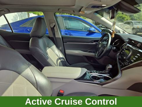 Used 2018 Toyota Camry XLE w/ Audio Package FWD image 8