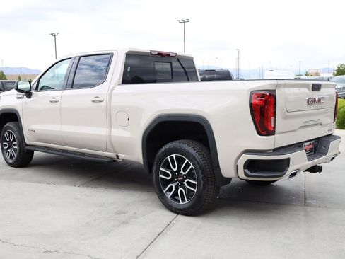New 2026 GMC Sierra 1500 AT4 w/ AT4 Premium Package AWD/4WD image 4
