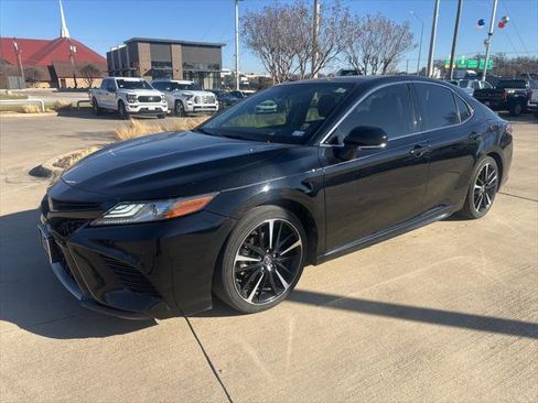 Certified 2019 Toyota Camry XSE image 1
