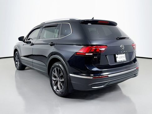 Used 2022 Volkswagen Tiguan SE AWD/4WD image 6