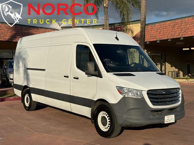 Used 2020 Freightliner Sprinter 2500 RWD image 2