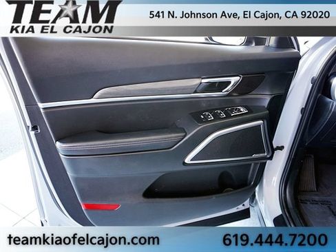 Certified 2025 Kia Telluride AWD image 25