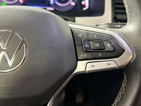 Used 2022 Volkswagen Atlas SE image 19