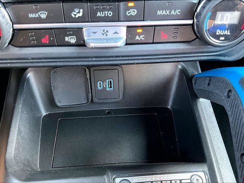 Certified 2023 Ford Bronco Outer Banks w/ Sasquatch Package AWD/4WD image 26