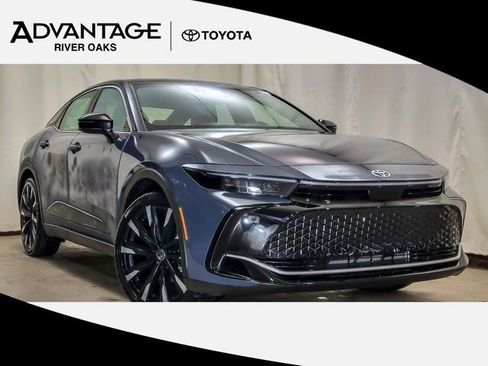 New 2026 Toyota Crown Platinum image 1