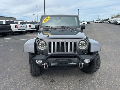 Used 2016 Jeep Wrangler Sahara w/ Connectivity Group AWD/4WD image 2