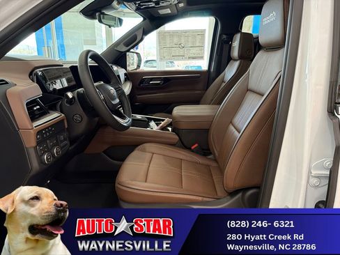 New 2026 Chevrolet Suburban High Country image 12