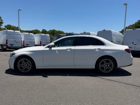 Certified 2022 Mercedes-Benz E 350 4MATIC Sedan image 4