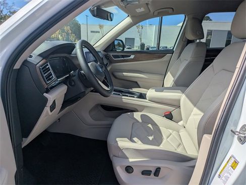 New 2026 Volkswagen Atlas SE image 22