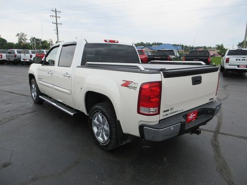 Used 2011 GMC Sierra 1500 SLE w/ Power Tech Package AWD/4WD image 10