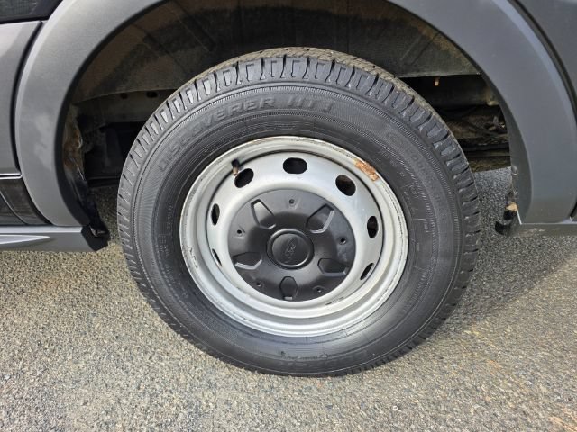Used 2016 Ford Transit 150 130 Low Roof RWD image 17