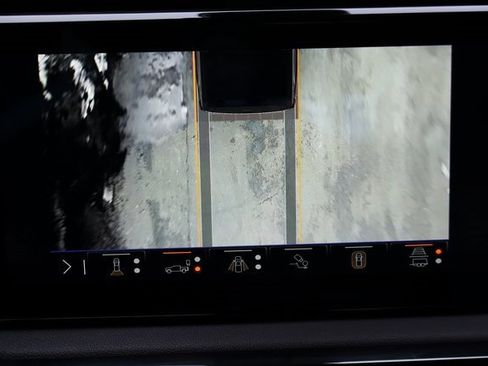 Used 2025 GMC Sierra 2500 AT4 w/ AT4 Premium Plus Package image 32