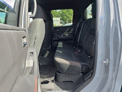 Used 2024 Nissan Frontier PRO-4X w/ Off-Road Protection Package image 19