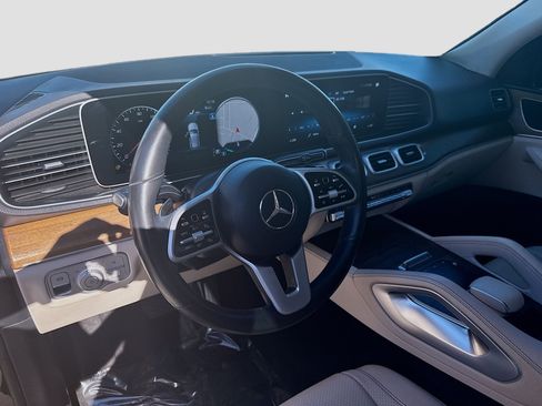 Used 2021 Mercedes-Benz GLE 350 w/ 3rd Row Seat Package image 9