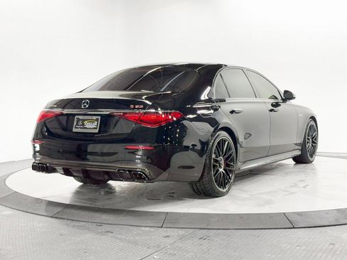 Used 2024 Mercedes-Benz S 63 AMG S w/ Carbon Fiber Exterior Package image 36