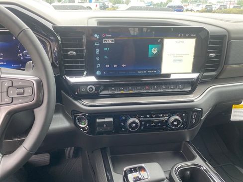 New 2026 Chevrolet Silverado 1500 ZR2 AWD/4WD image 19
