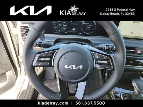 New 2026 Kia Seltos EX FWD image 28