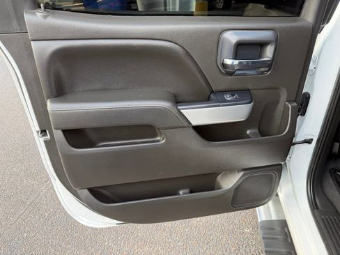 Used 2018 Chevrolet Silverado 1500 LT w/ Texas Edition image 16