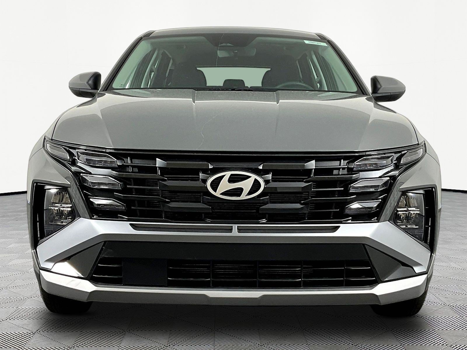 New 2026 Hyundai Tucson SE FWD image 2
