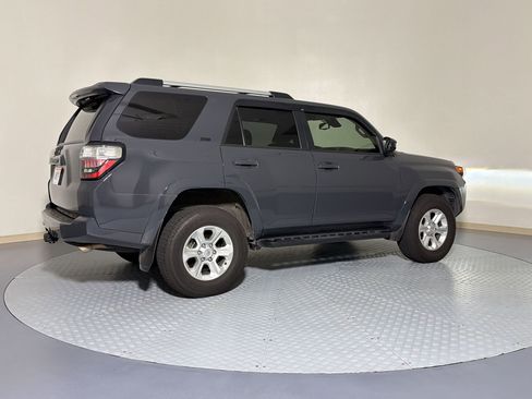Used 2024 Toyota 4Runner SR5 AWD/4WD image 6