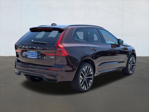 New 2026 Volvo XC60 T8 Ultra w/ Climate Package PRO AWD/4WD image 2