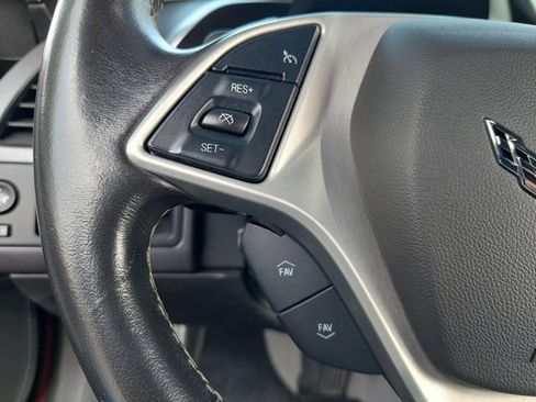 Used 2019 Chevrolet Corvette Stingray Coupe w/ 1LT RWD image 16