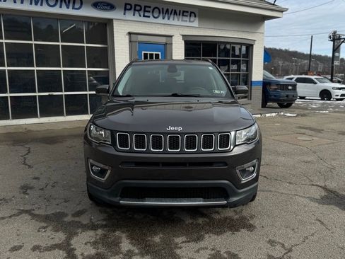 Used 2019 Jeep Compass Limited w/ Safety & Security Group image 2
