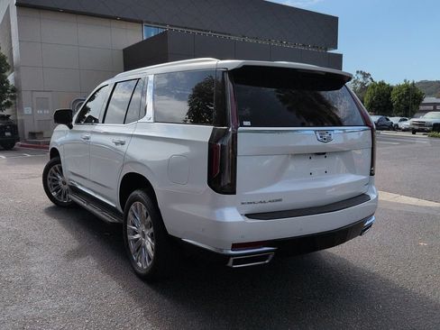 Used 2024 Cadillac Escalade Premium Luxury w/ Performance Package AWD/4WD image 6