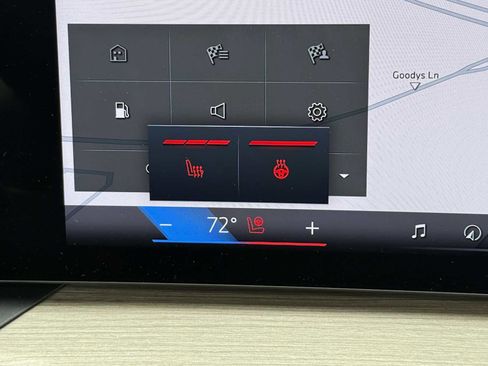 Used 2025 BMW 330i Sedan image 49