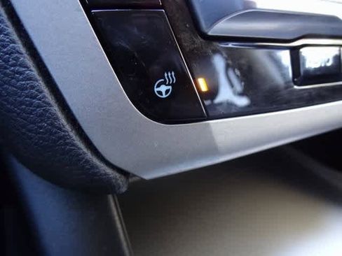 Certified 2022 Ford Explorer XLT w/ Equipment Group 202A image 35