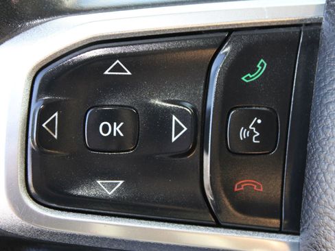 Used 2020 RAM 1500 Laramie image 18