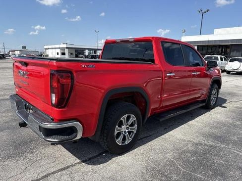 Used 2021 GMC Sierra 1500 4x4 Crew Cab w/ Sierra Value Package image 4