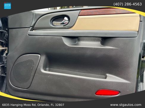 Used 2005 GMC Envoy SLT image 26