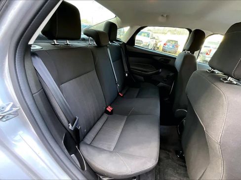 Used 2018 Ford Focus S image 19