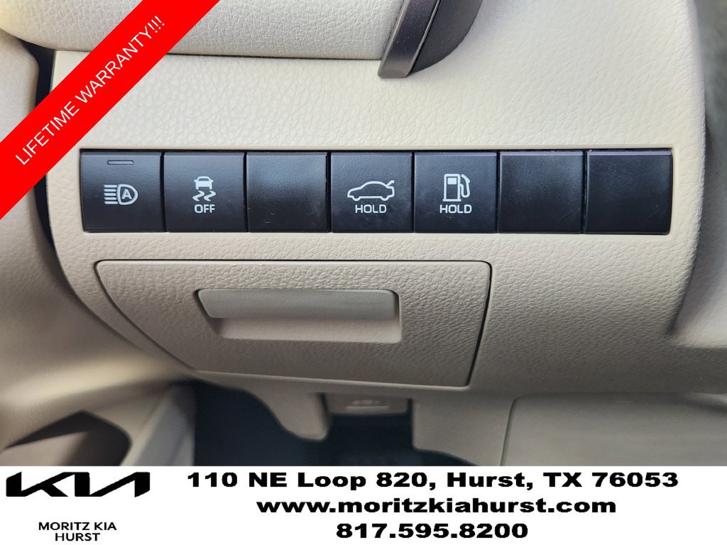 Used 2021 Toyota Camry LE FWD image 23