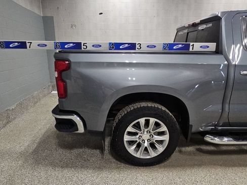 Used 2021 Chevrolet Silverado 1500 LTZ w/ LTZ Premium Package AWD/4WD image 28