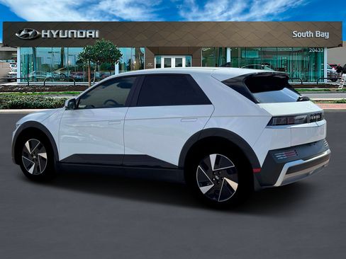 New 2026 Hyundai Ioniq 5 SEL RWD image 4