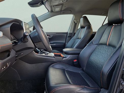 Used 2024 Toyota RAV4 Adventure image 14