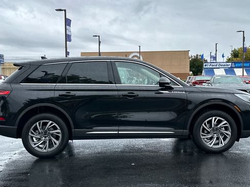 New 2025 Lincoln Corsair Premiere w/ Equipment Group 101A image 8