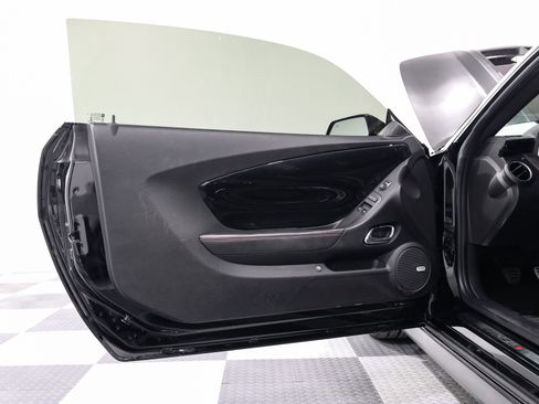 Used 2013 Chevrolet Camaro ZL1 image 18