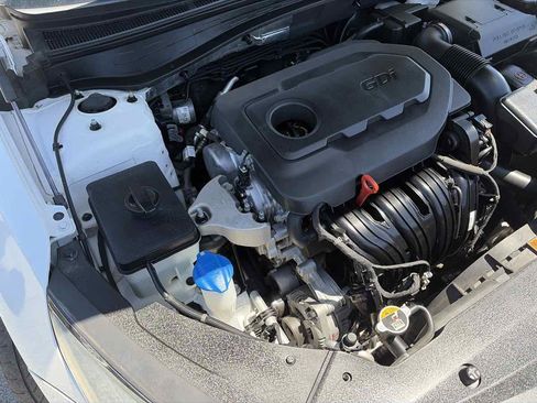 Used 2019 Kia Optima S FWD image 34