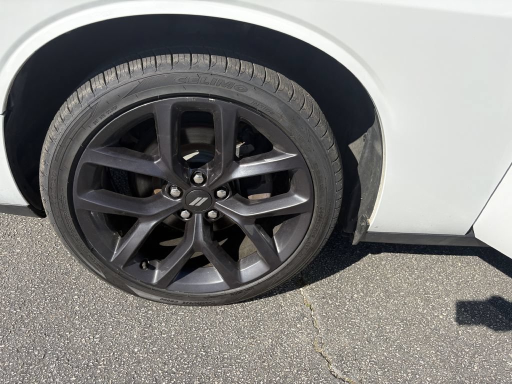 Used 2020 Dodge Challenger SXT w/ Blacktop Package RWD image 14
