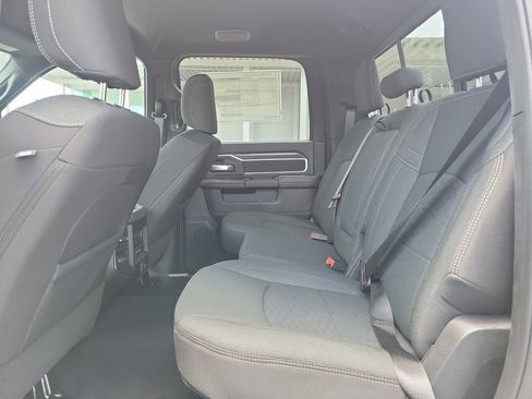 New 2026 RAM 2500 Big Horn AWD/4WD image 23