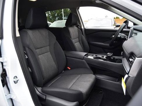 New 2026 Nissan Rogue SV image 20