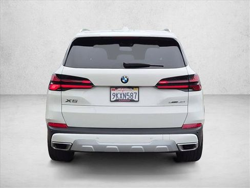 Used 2024 BMW X5 sDrive40i w/ Parking Assistance Package RWD image 7