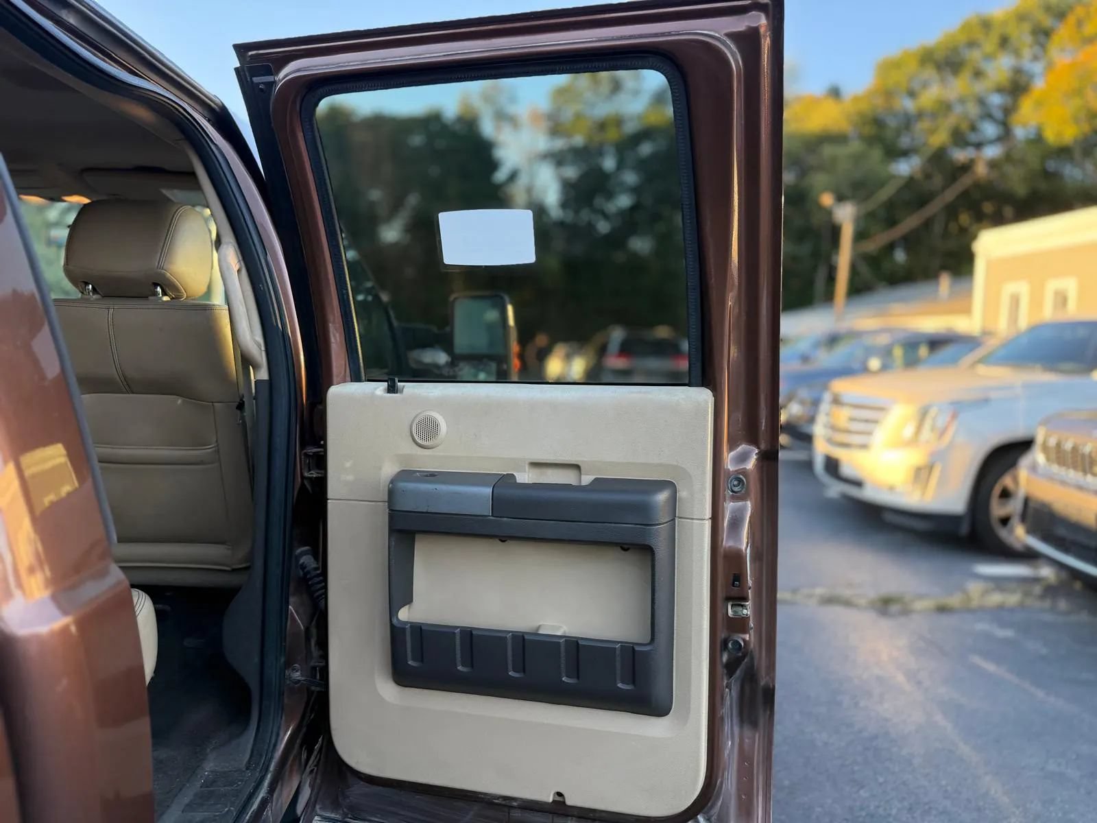 Used 2012 Ford F250 Lariat w/ Chrome Pkg AWD/4WD image 22