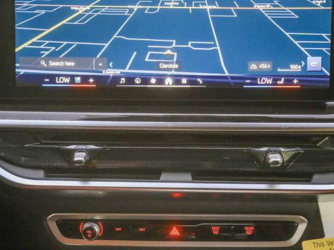 New 2026 BMW X6 xDrive40i image 10