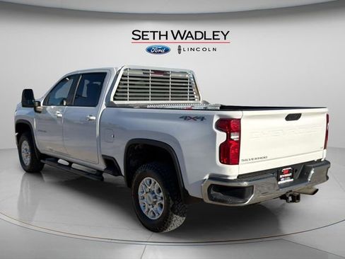 Used 2020 Chevrolet Silverado 3500 LT image 5